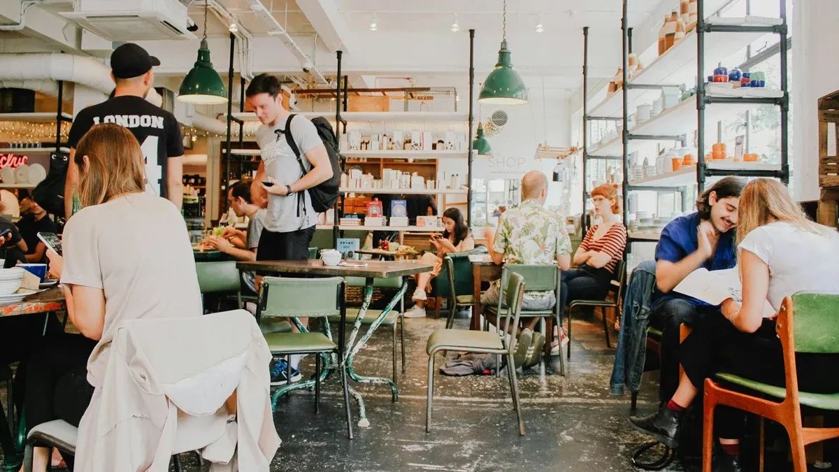 Best AI Receptionist for Restaurants: Top Features You Must Look For